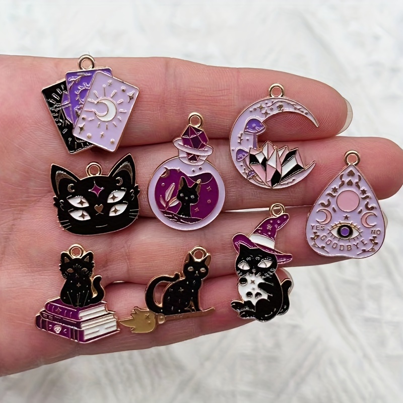 8 Gilded Cat Charms for Jewelr - Jewelry Making Guide Book ulasan dan harga